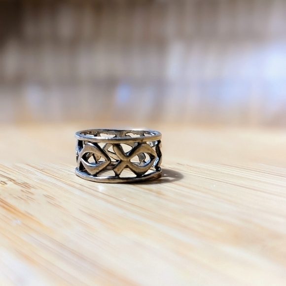 Ichthys Fish Ring in Sterling Silver - Picture 4 of 9